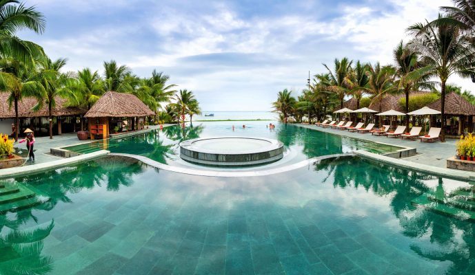 https://www.xaydungtuchau.com/cai-tao-nang-cap-ho-boi-cho-resort/